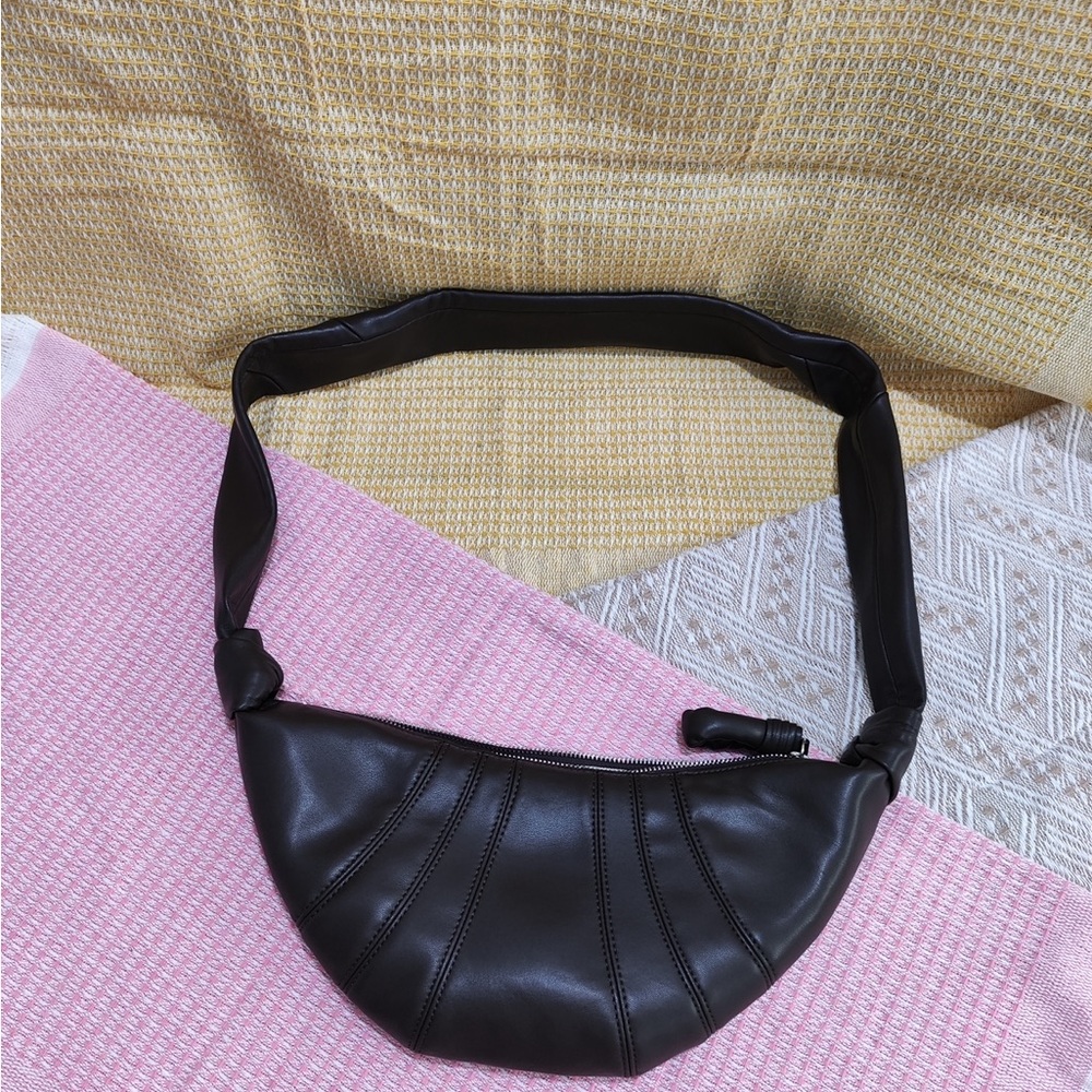 Lemaire Black Crescent Crossbody Bag - Picture 8 of 9